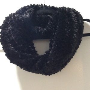 Infinity scarf